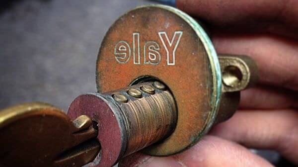 Срочная замена замков в Перми